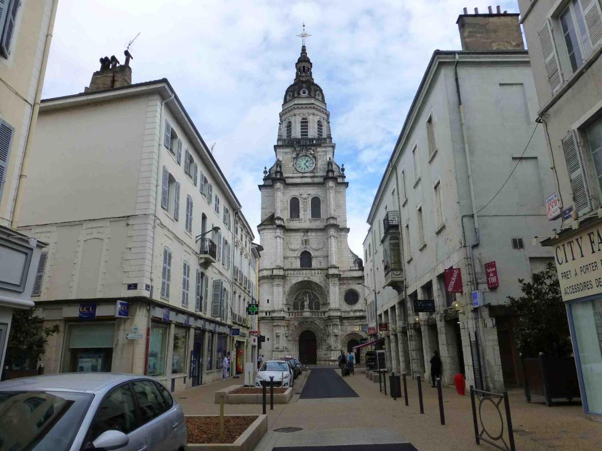Le Jasmin Appart Spacieux Hyper Centre /Netflix Bourg-en-Bresse Exterior photo