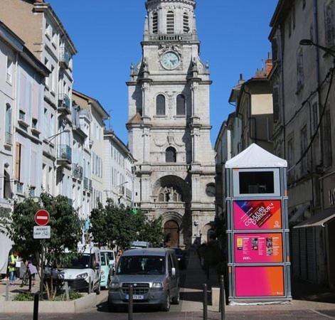 Le Jasmin Appart Spacieux Hyper Centre /Netflix Bourg-en-Bresse Exterior photo